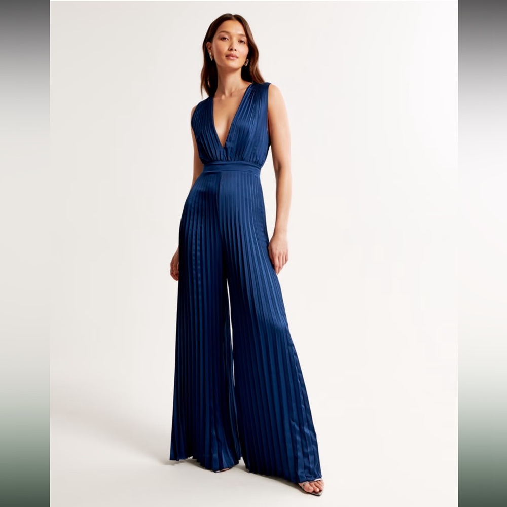 Sold out Abercrombie satin jumpsuit